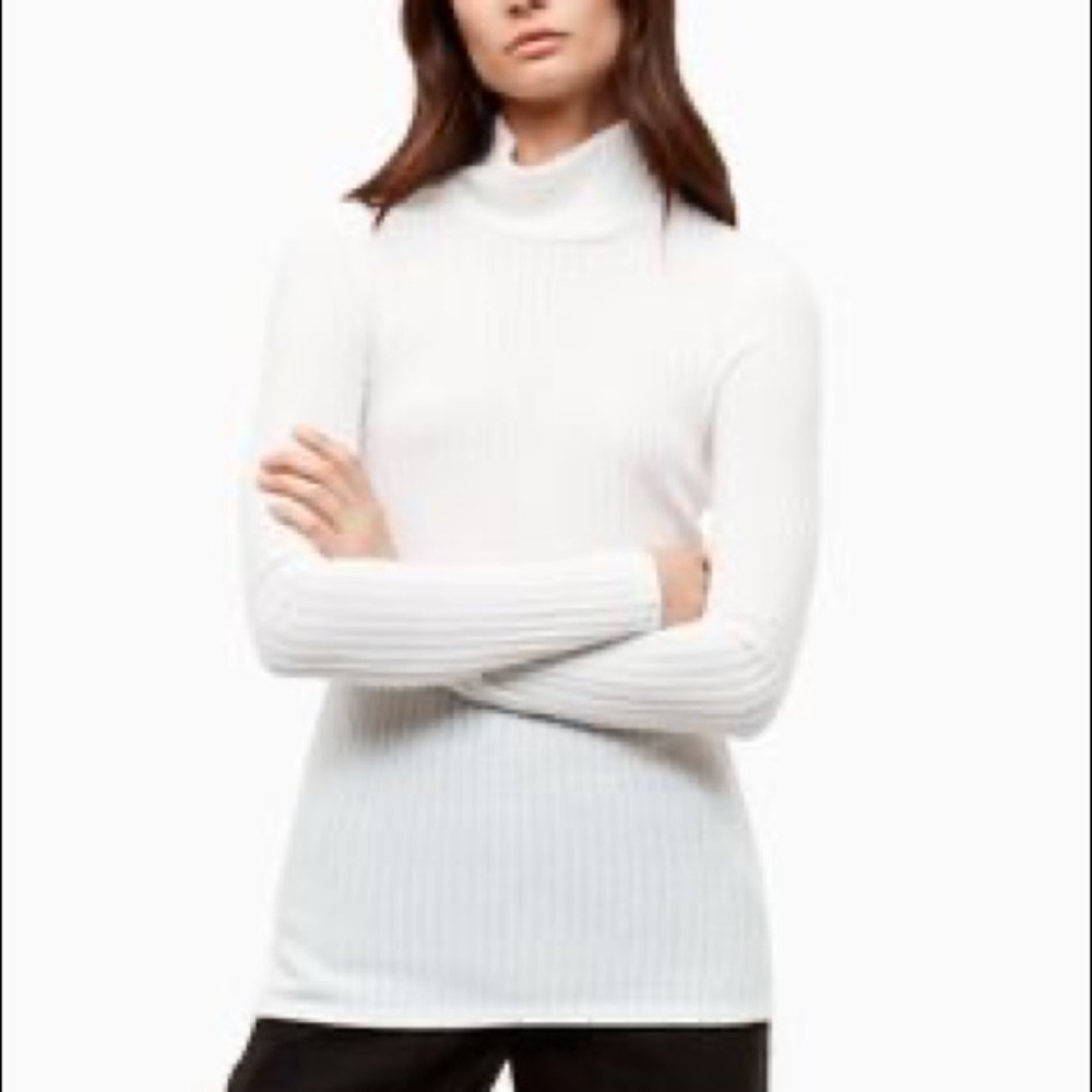 NWT Aritzia Wilfred Free Buswell Cream Tshirt
